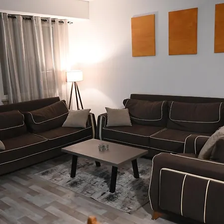 Luxury 66 Apartment